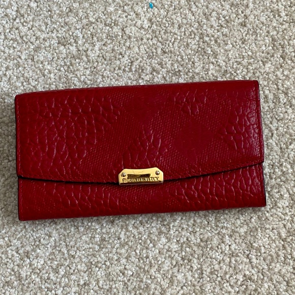 AUTHENTIC BURBERRY LONG WALLET - Picture 1 of 10